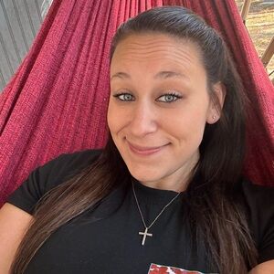 Meet your Posher, Sabrina